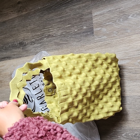 NWT SCARLETON SMALL TOTE BAG - Picture 7 of 12